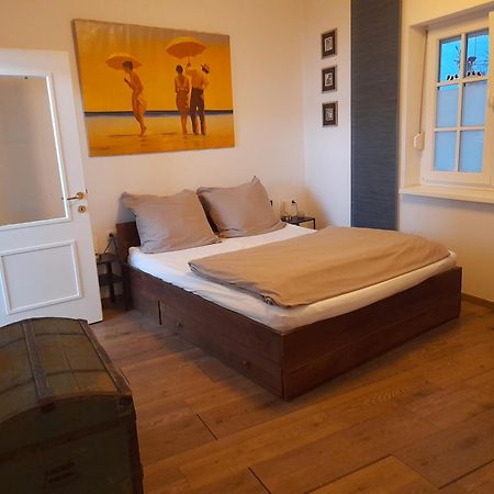 Stylisches Innenstadtappartement Graz Extérieur photo